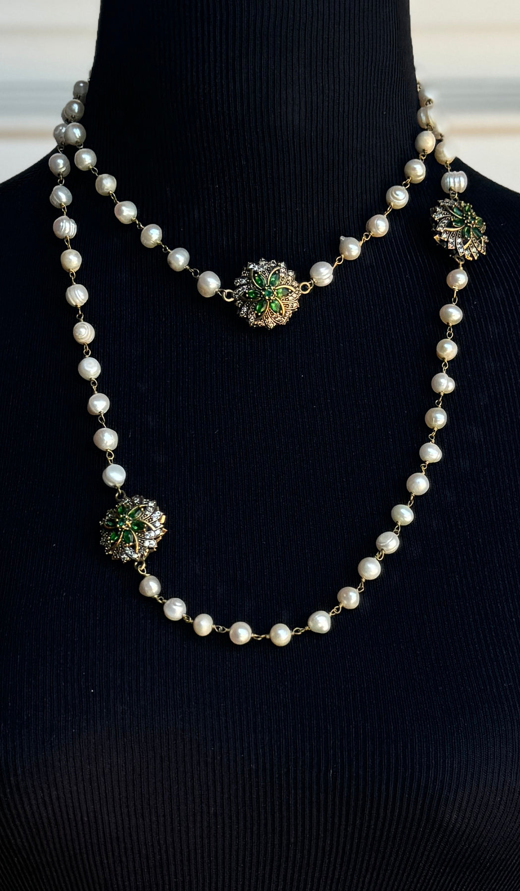 Long 2 way Pearl Strand Necklace - White/Green