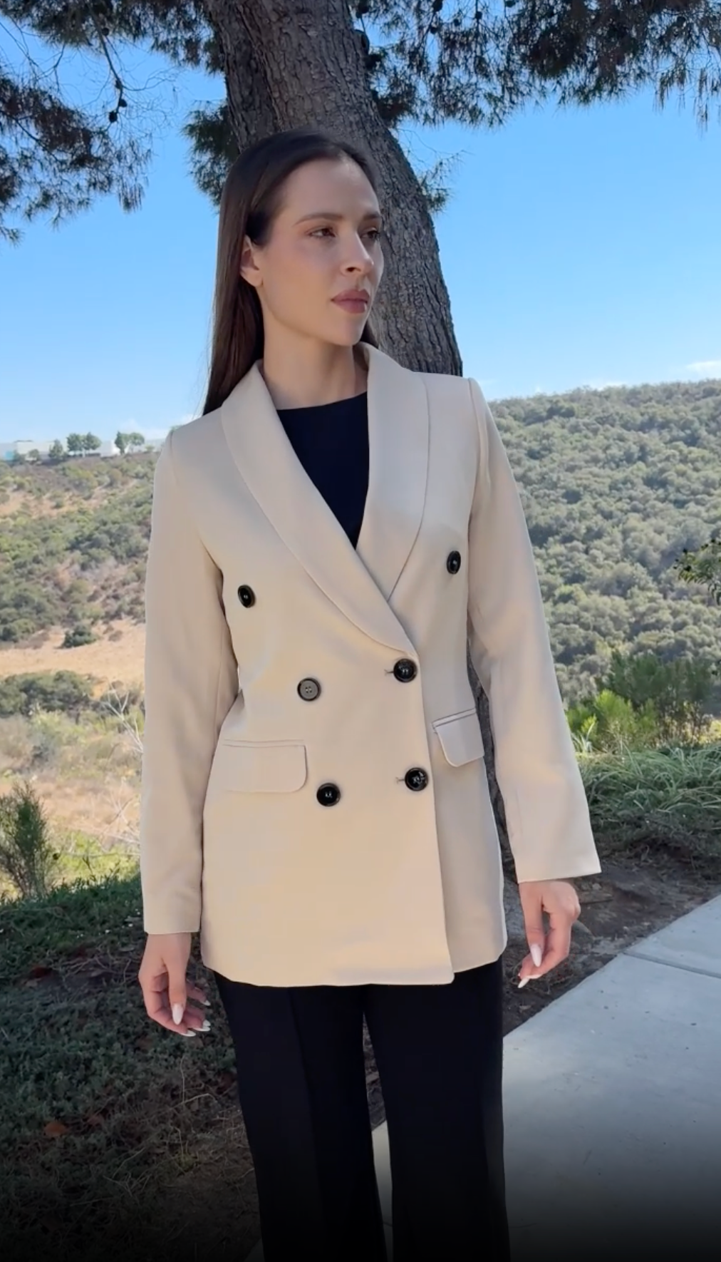 Veste blazer longue légère et confortable Lyla - Crème au beurre