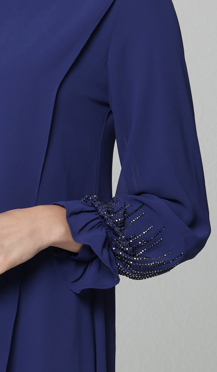 Sleeve details of Safa tunic in blue.