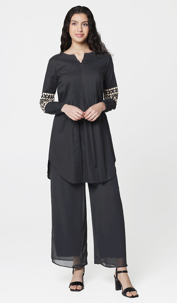 Hadiza Embroidered Cotton Modest Tunic - Black- Final Sale