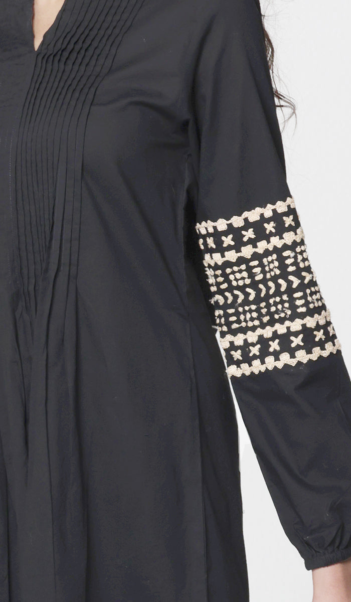 Hadiza Embroidered Cotton Modest Tunic - Black- Final Sale