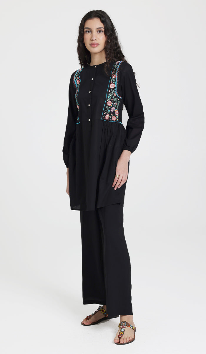 Marzo Embroidered Cotton Modest Buttondown Tunic - Black