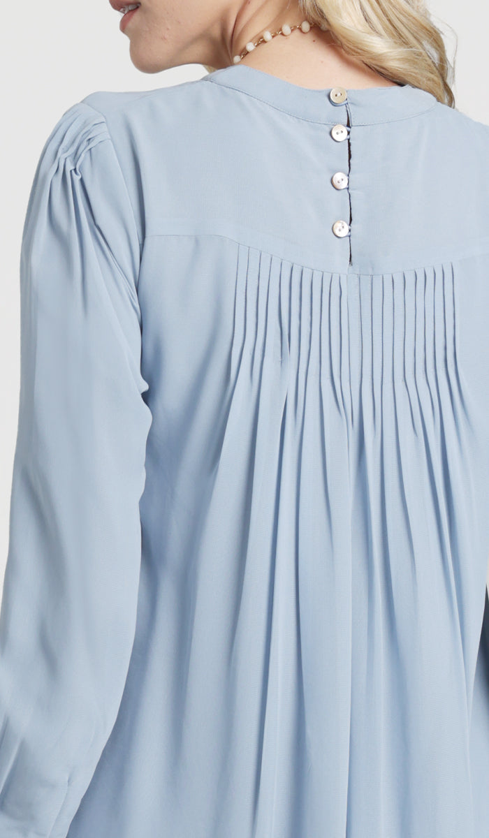 Details of modest Sukoon tunic in Powder Blue. 