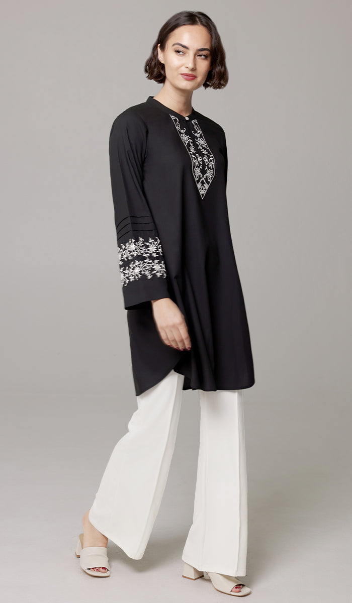 Zoha Embroidered Modest Cotton Feel Midi Tunic - Black/White