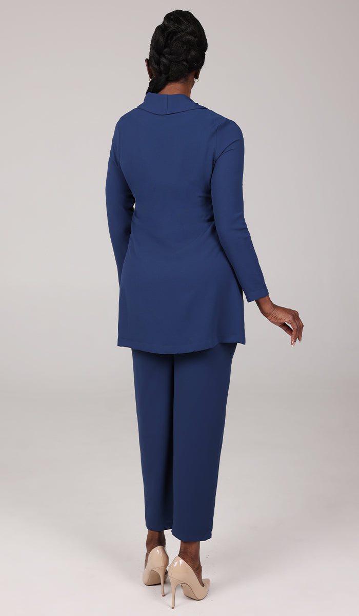 Back view of the Abeer set in Marina Blue. 